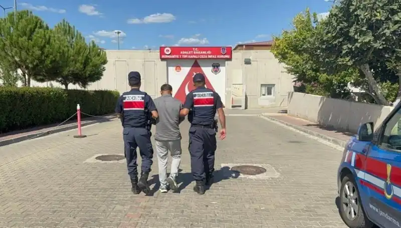 44 Yıl Hapis Ceza Alan Firari, Edremit'te Polisi Şaşırttı