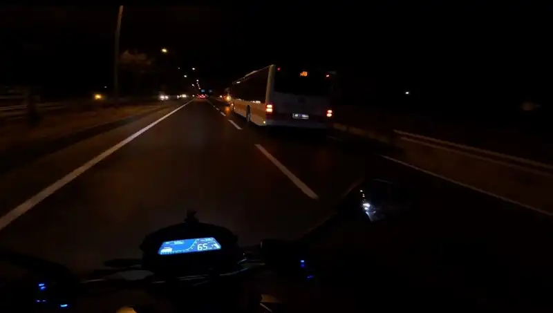 Otobüsün Çarptığı 41 Yaşındaki Vatandaşın Durumu Ciddiyetini Koruyor