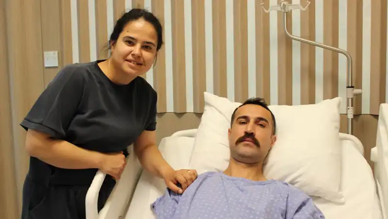 32 Yaşında Beklenmedik Teşhis: Mide Kanaması Zannedilen Kalın Bağırsak Kanseri