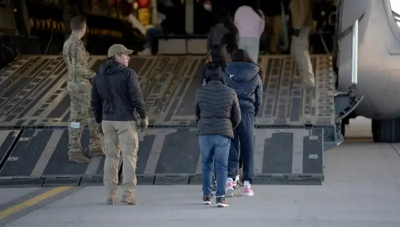 Kosova, ABD'den Sınır Dışı Edilen Göçmenlere Kapı Açtı