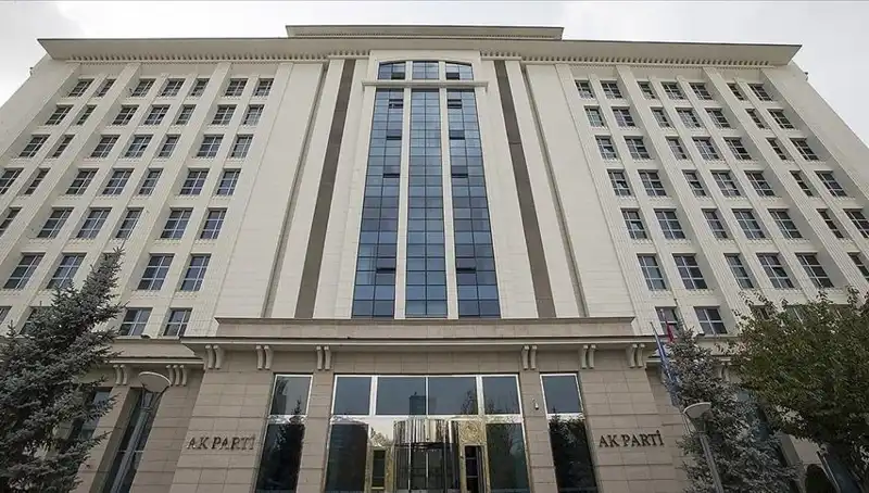 AK Parti, Yeni Anayasa Komisyonu ile Gelecek İçin İlk Toplantısını Yapıyor