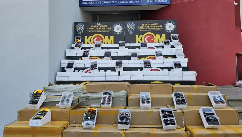 Adana'da 12 Bin Kaçak Güneş Gözlüğü Ele Geçirildi: Hükümetin Mücadelesi Büyüyor