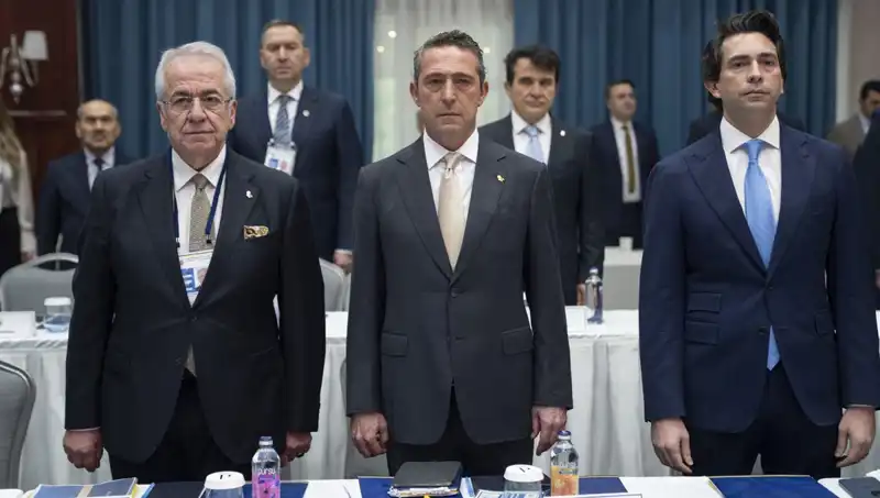 Fenerbahçe'de 2023-2024 Sezonunda İmza Rekoru Kırıldı mı?