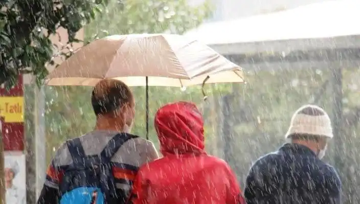 Aydın İçin Şiddetli Yağış Uyarısı: Meteoroloji'den Kritik Açıklama!
