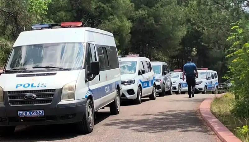 Karabük'te Gizemli Şüpheli Ölüm: Ağaca Asılı Ceset Bulundu