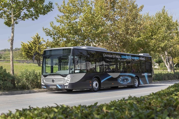 Mercedes-Benz Türk ve Daimler Truck, Elektrikli Ulaşımın Geleceğinde Önemli Adımlar Atıyor