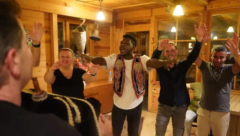 Gana'dan Rize’ye Uzanan Başarı Hikayesi: Tıp Fakültesi Mezunu Oldu