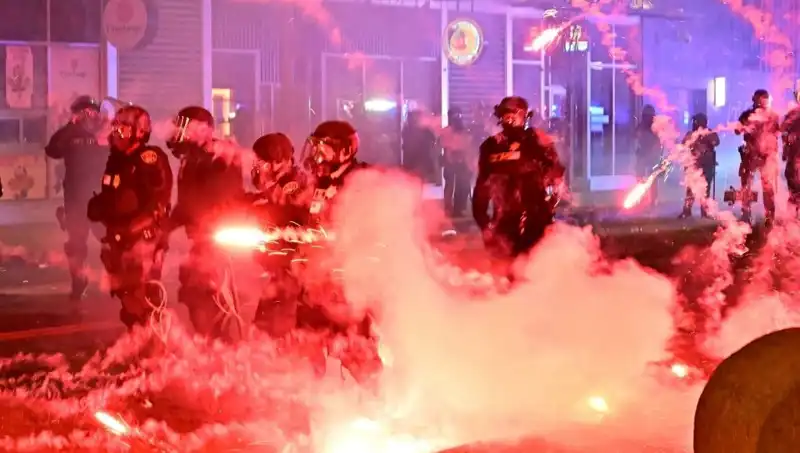 Los Angeles'taki Protestolar Tüm Amerika'yı Sarmalıyor: İsyan Hareketi Büyüyor