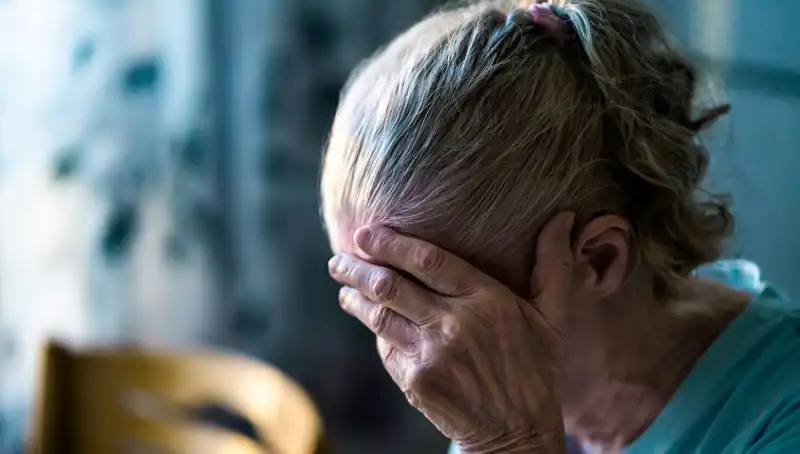 Alzheimer Tehlikesi: Günlük Alışkanlıklarımızın Bilinmeyen Etkileri