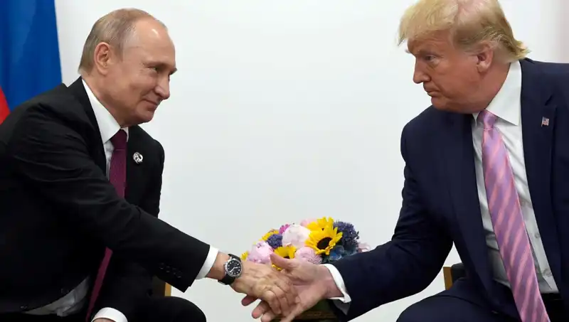 Putin ve Trump: Tarihi Telefon Görüşmesi Hakkında Bilmeniz Gerekenler