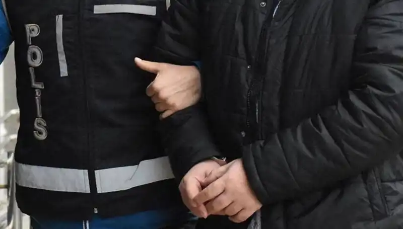 İstanbul'da Terör Soruşturmasında 7 Kişi Tutuklandı: Ayrıntılar Açıklanıyor