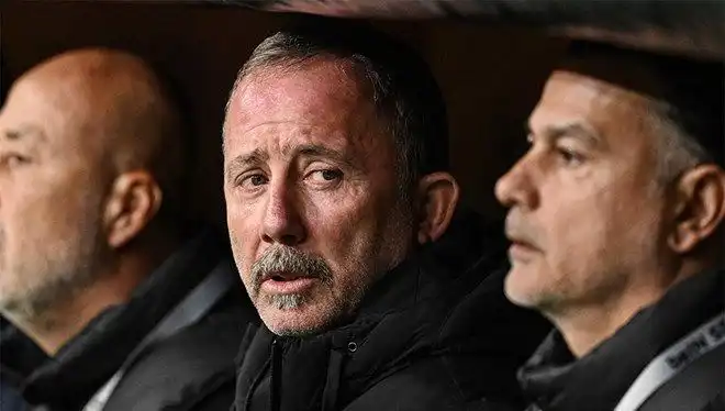 Beşiktaş'ın Kaybettiği Yıldız: Sergen Yalçın Geri Dönüyor mu?