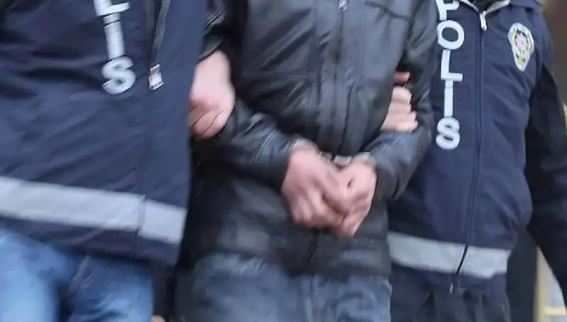 30 İlde FETÖ Operasyonu: 65 Şüpheli Tutuklandı, Ülkede Güvenlik Alarmı